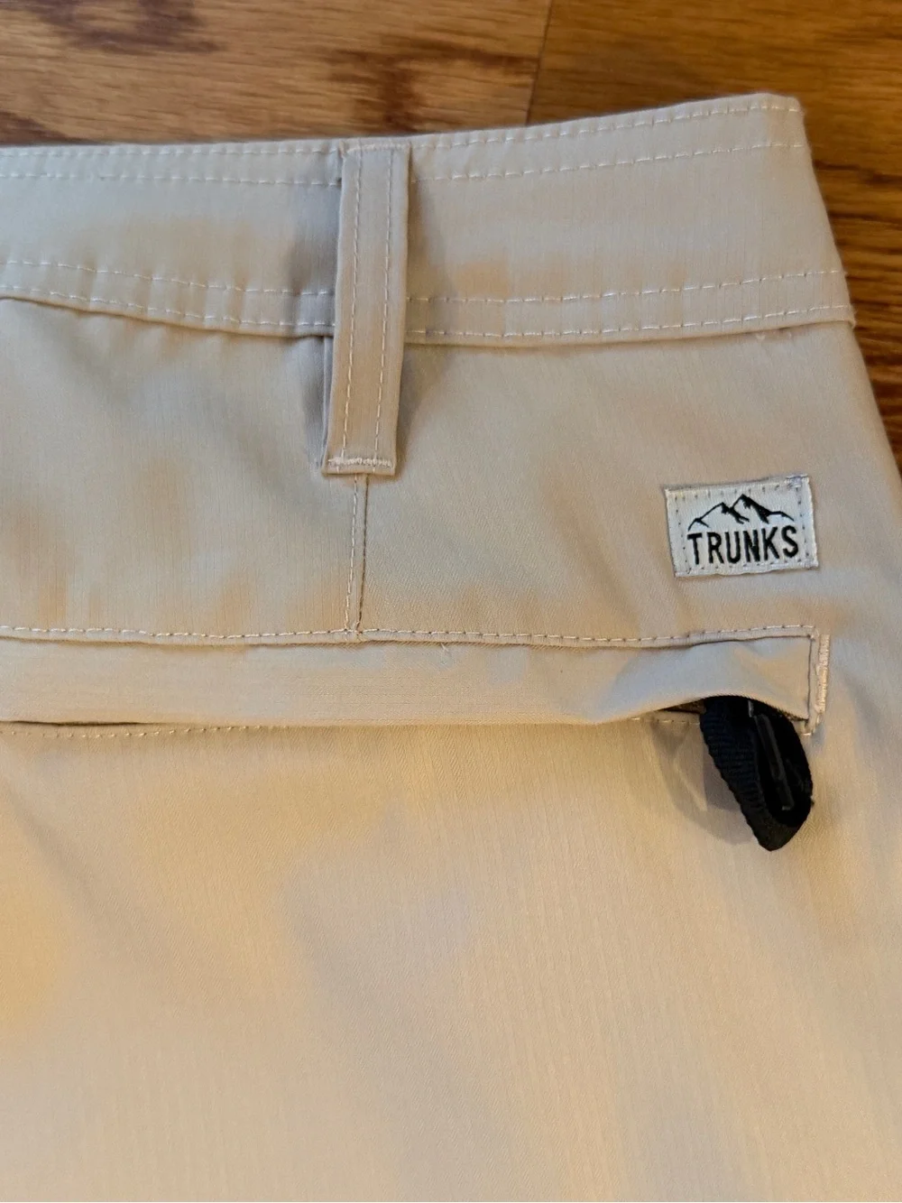 Voyager by Trunks Brand Men's Tan Cargo Shorts with Utility Pockets Inseam 9